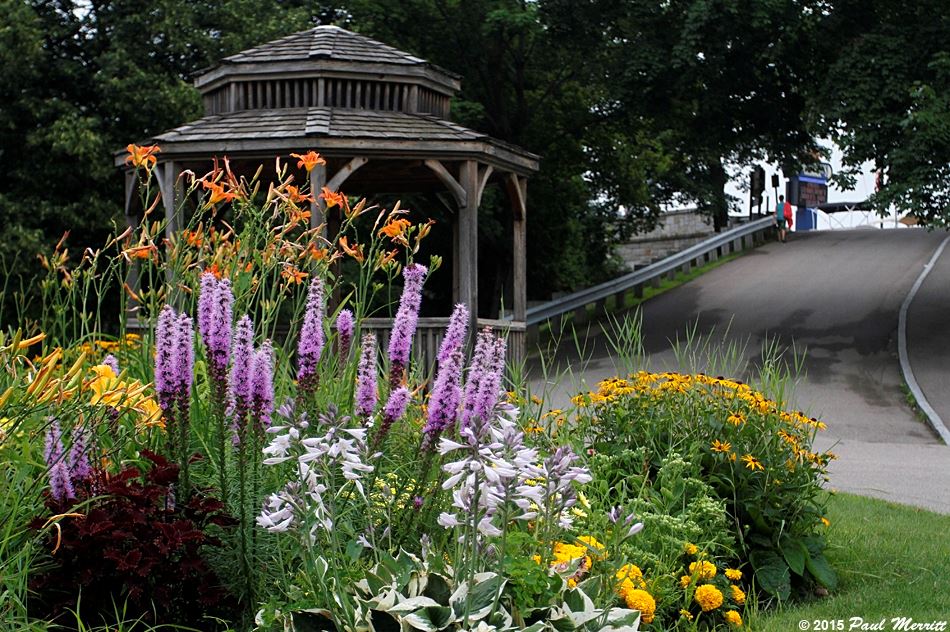 Gazebo at entrance to Endicott Park at Weirs Beach 